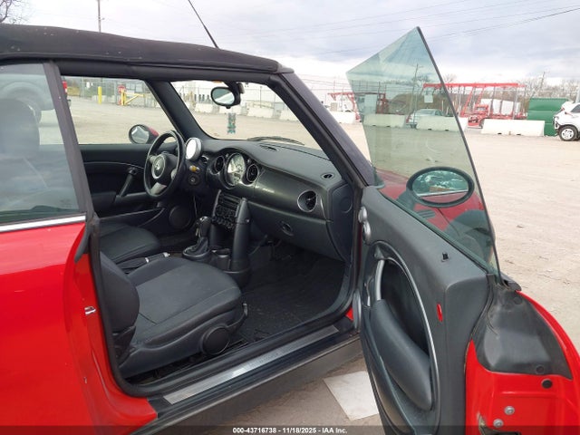 2006 MINI COOPER WMWRF33516TG14383 Photo 4