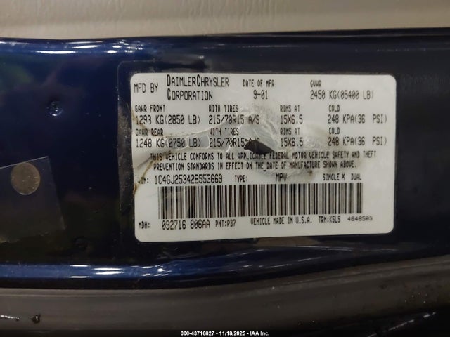 2002 CHRYSLER VOYAGER 1C4GJ25342B553669 Photo 8