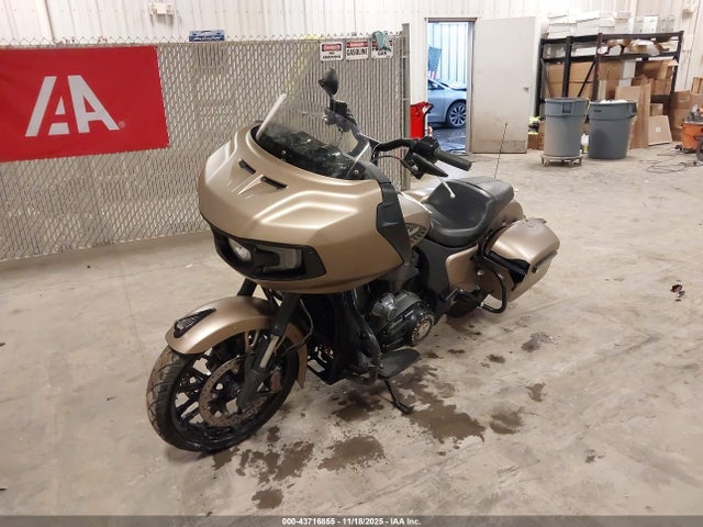 2020 INDIAN MOTORCYCLE CO. CHALLENGER 56KLCDRR4L3386268 Photo 1