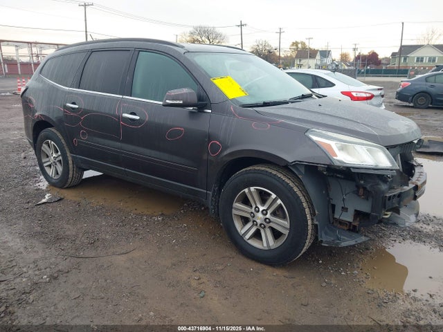 2015 CHEVROLET TRAVERSE 1GNKVHKD4FJ181333