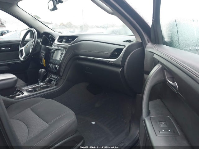 2015 CHEVROLET TRAVERSE 1GNKVHKD4FJ181333 Photo 4