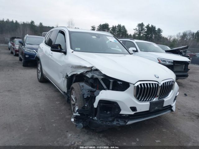 2021 BMW X5 5UXCR6C04M9F10226