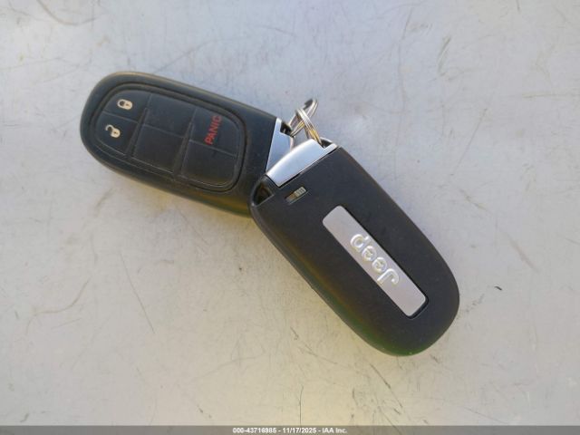 2019 JEEP CHEROKEE 1C4PJLLN9KD147532 Photo 10