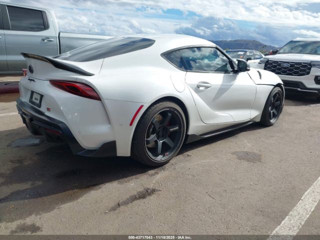 2020 TOYOTA GR SUPRA WZ1DB4C03LW020471 Photo 3