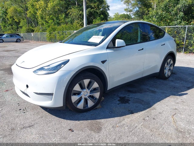 2020 TESLA MODEL Y 5YJYGDEE1LF013467 Photo 1