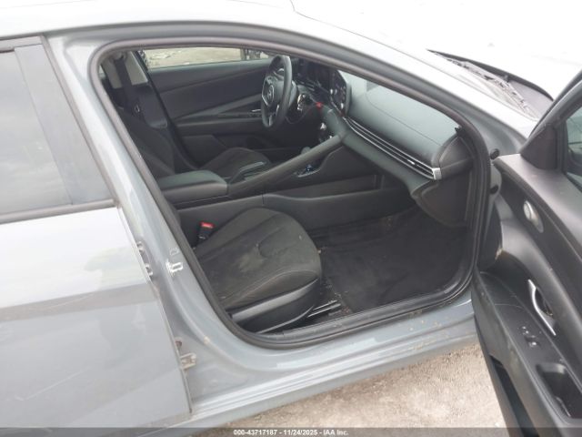 2021 HYUNDAI ELANTRA KMHLM4AGXMU209437 Photo 4