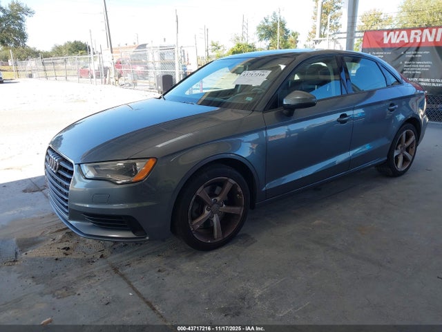 2015 AUDI A3 WAUACGFF2F1009881 Photo 1