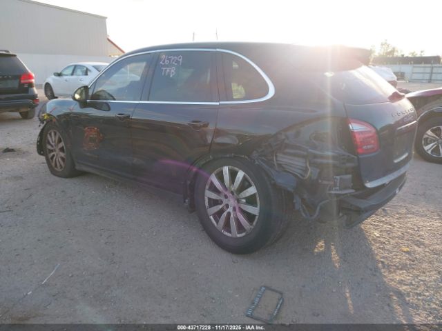 2012 PORSCHE CAYENNE WP1AB2A22CLA40284 Photo 2