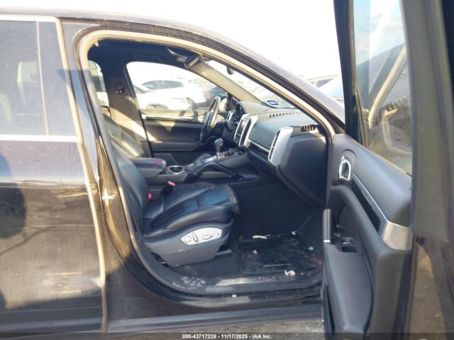 2012 PORSCHE CAYENNE WP1AB2A22CLA40284 Photo 4