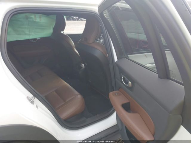 2025 VOLVO V60 CROSS COUNTRY YV4L12WK6S2149807 Photo 7