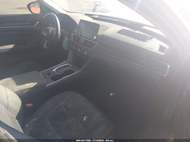 1HGCV3F93NA006822 Honda lfb2