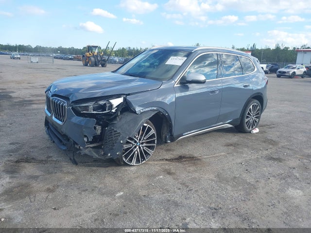 2024 BMW X1 WBX73EF04R5Z92995 Photo 1