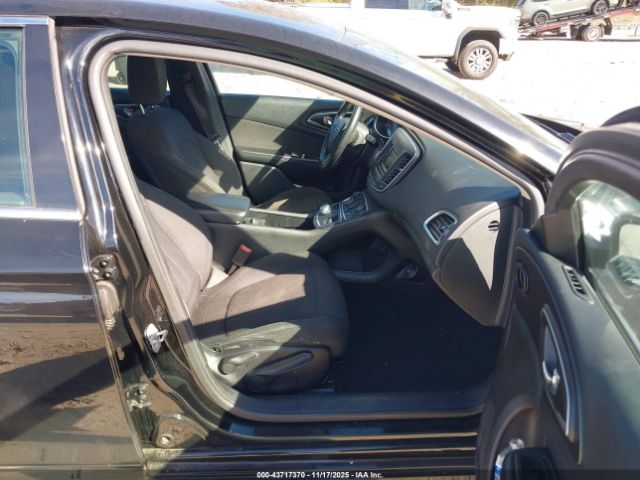 2015 CHRYSLER 200 1C3CCCAB6FN503926 Photo 4