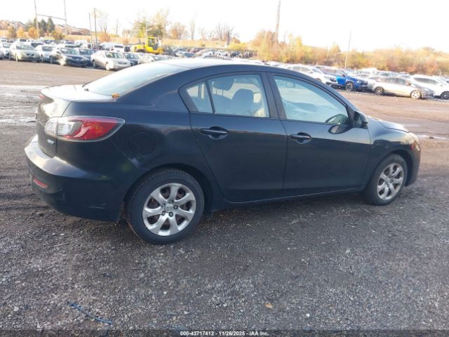 2013 MAZDA MAZDA3 JM1BL1U8XD1702994 Photo 3