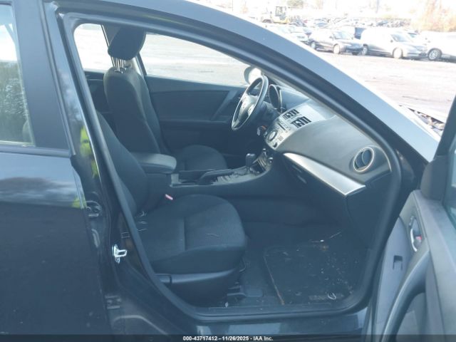 2013 MAZDA MAZDA3 JM1BL1U8XD1702994 Photo 4