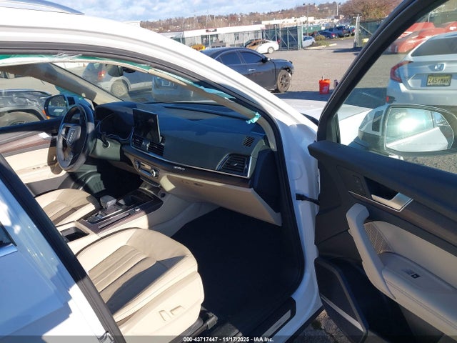 2022 AUDI Q5 WA1EAAFY1N2111247 Photo 4