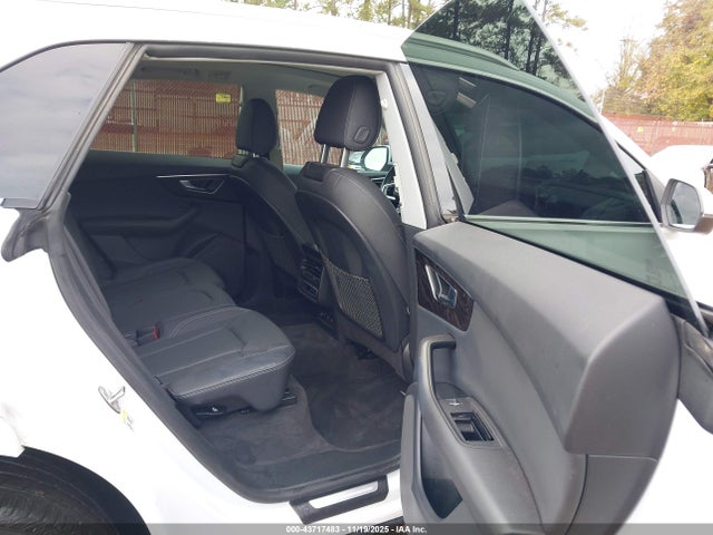 2023 AUDI Q8 WA1AVBF1XPD020920 Photo 7