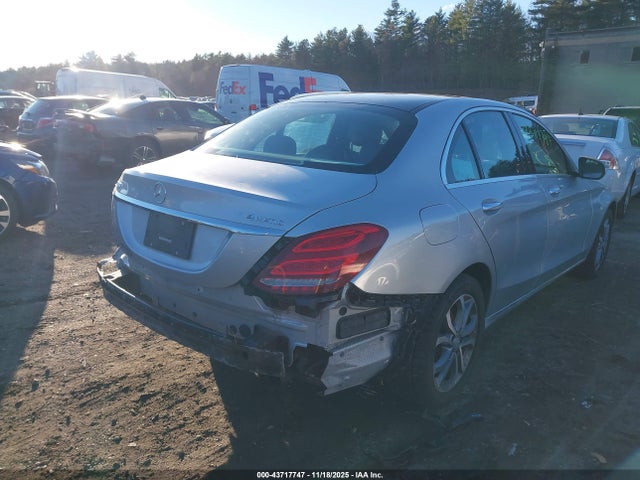 43717747 :رقم المزاد ، 55SWF4KB7FU009124 vin ، 2015 Mercedes-benz C 300 4matic مزاد بيع