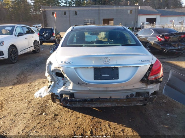 43717747 :رقم المزاد ، 55SWF4KB7FU009124 vin ، 2015 Mercedes-benz C 300 4matic مزاد بيع