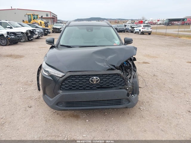 Продаж на аукціоні авто 2022 Toyota Corolla Cross Le, vin: 7MUCAAAG2NV008168, номер лоту: 43717752