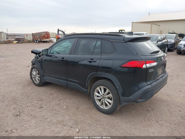 Продаж на аукціоні авто 2022 Toyota Corolla Cross Le, vin: 7MUCAAAG2NV008168, номер лоту: 43717752