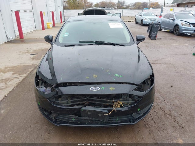 43717812 :رقم المزاد ، 3FA6P0HD7HR367394 vin ، 2017 Ford Fusion Se مزاد بيع