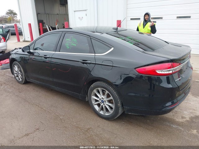 43717812 :رقم المزاد ، 3FA6P0HD7HR367394 vin ، 2017 Ford Fusion Se مزاد بيع