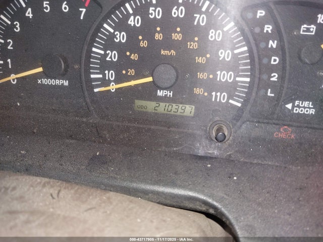 2002 TOYOTA TUNDRA 5TBBT441X2S274518 Photo 6