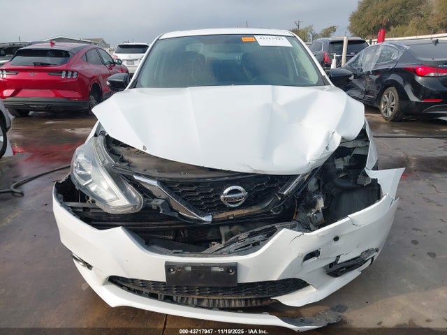 Продажа на аукционе авто 2017 Nissan Sentra Sr Turbo, vin: 3N1CB7AP6HY279101, номер лота: 43717947