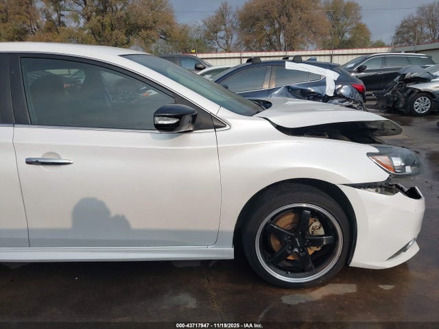 Продажа на аукционе авто 2017 Nissan Sentra Sr Turbo, vin: 3N1CB7AP6HY279101, номер лота: 43717947