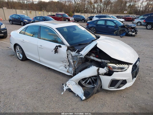 2022 AUDI A4 WAUEAAF42NN012998 Photo 0