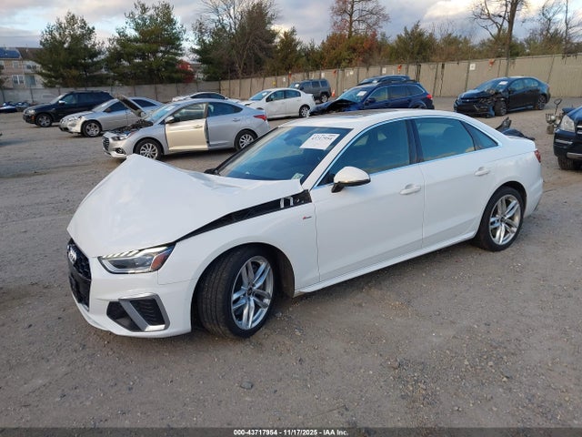 2022 AUDI A4 WAUEAAF42NN012998 Photo 1
