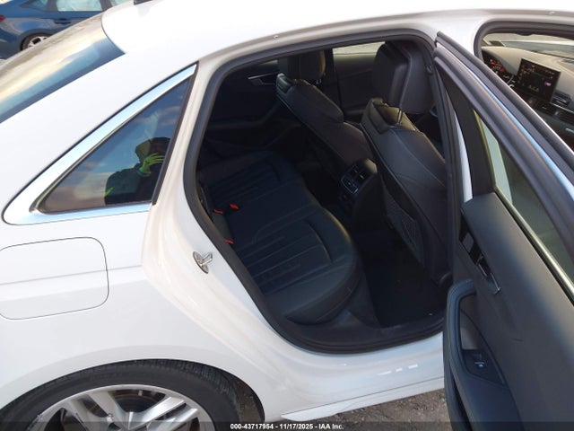 2022 AUDI A4 WAUEAAF42NN012998 Photo 7