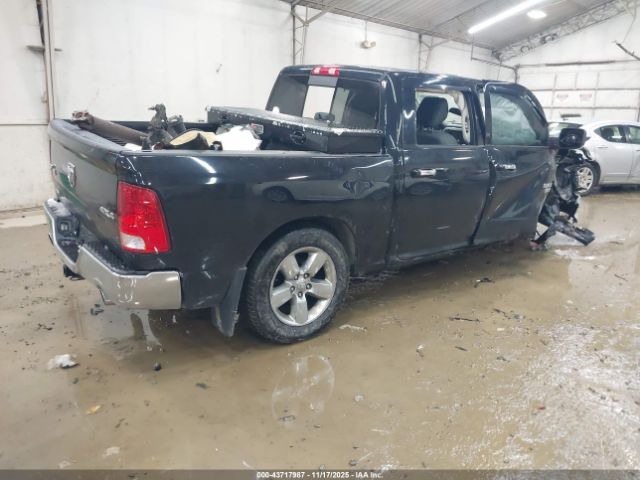 2015 RAM 1500 3C6RR7LT9FG599312 Photo 3
