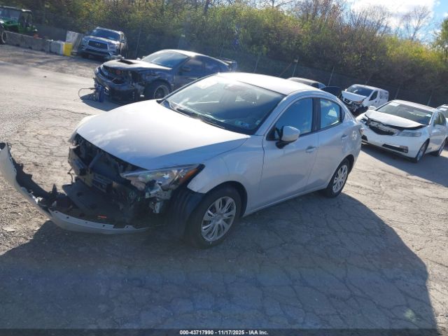 2019 TOYOTA YARIS 3MYDLBYV9KY517909 Photo 1