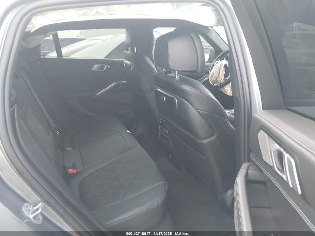 2024 BMW X6 5UX33EX00R9U24194 Photo 7