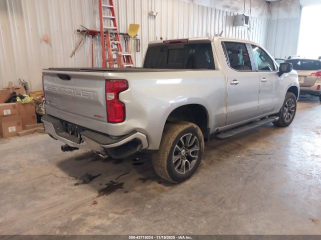 2022 CHEVROLET SILVERADO 1500 1GCUDEED5NZ564504 Photo 3