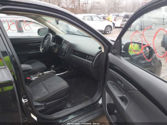2019 MITSUBISHI OUTLANDER JA4AZ3A37KJ002050 Photo 4