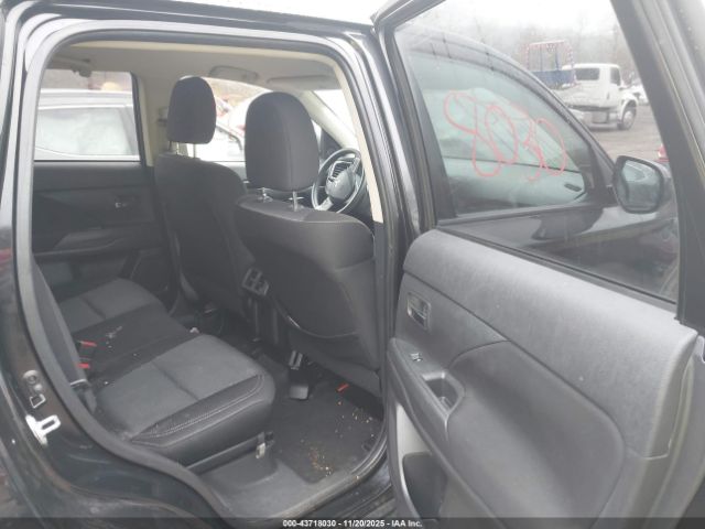 2019 MITSUBISHI OUTLANDER JA4AZ3A37KJ002050 Photo 7