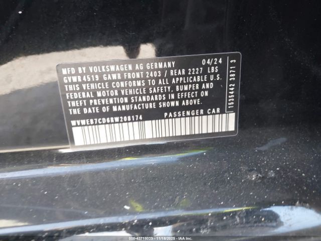 2024 VOLKSWAGEN GOLF R WVWEB7CD6RW208174 Photo 8