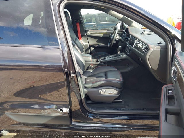 2021 PORSCHE MACAN WP1AG2A56MLB52244 Photo 4