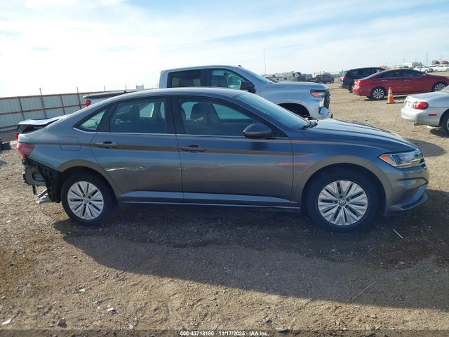 Продаж на аукціоні авто 2019 Volkswagen Jetta 1.4t R-line/1.4t S/1.4t Se, vin: 3VWCB7BU5KM154121, номер лоту: 43718180
