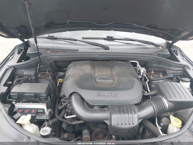 43718196 :رقم المزاد ، 1D4RE2GG3BC616187 vin ، 2011 Dodge Durango Express مزاد بيع