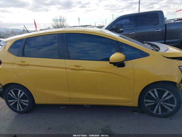 3HGGK5H82JM735787 Honda FIT EX