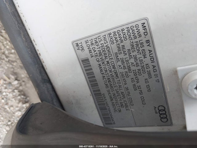 2017 AUDI Q7 WA1LHAF70HD043476 Photo 8