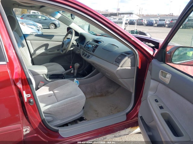 Продажа на аукционе авто 2002 Toyota Camry Le, vin: 4T1BE32K22U060377, номер лота: 43718264