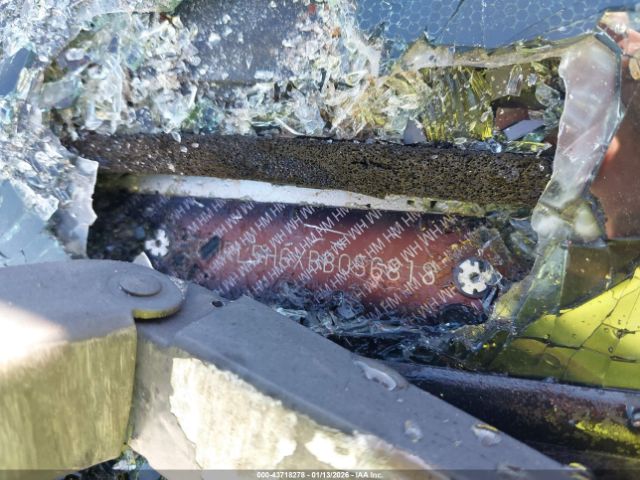 2011 HONDA ODYSSEY 5FNRL5H6XBB056813 Photo 8