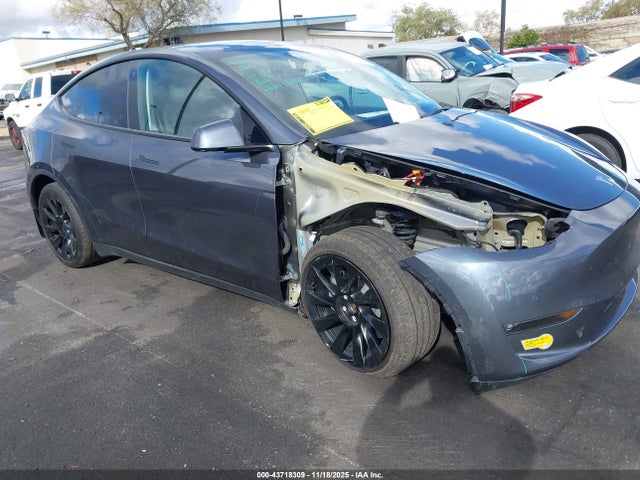 2022 TESLA MODEL Y 7SAYGDEE4NF354335 Photo 5