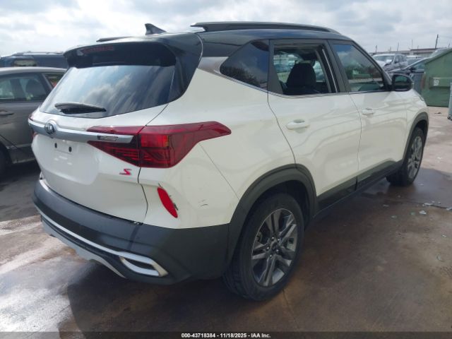 2021 KIA SELTOS KNDEU2AA9M7115142 Photo 3