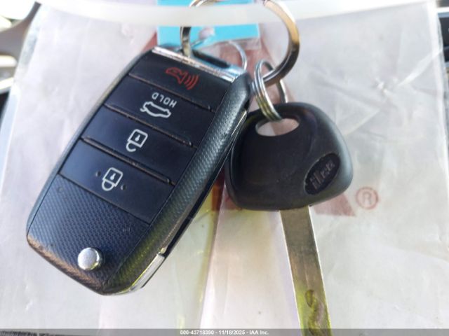 2019 KIA OPTIMA 5XXGT4L37KG331081 Photo 10